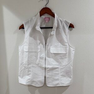 White Sleeveless Zip-Up Vest